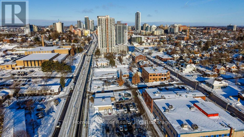 354 Charles Street E, Kitchener, Ontario  N2G 4L5 - Photo 37 - X12821418