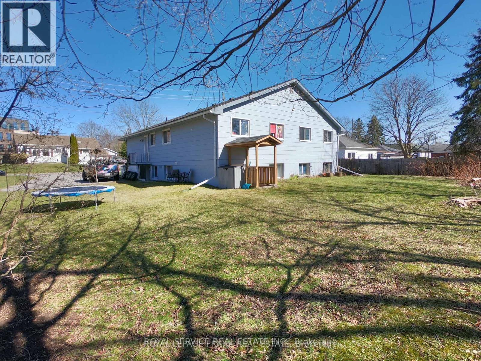 391b - 391 Margaret Street, Cobourg, Ontario  K9A 2Z6 - Photo 2 - X12821432