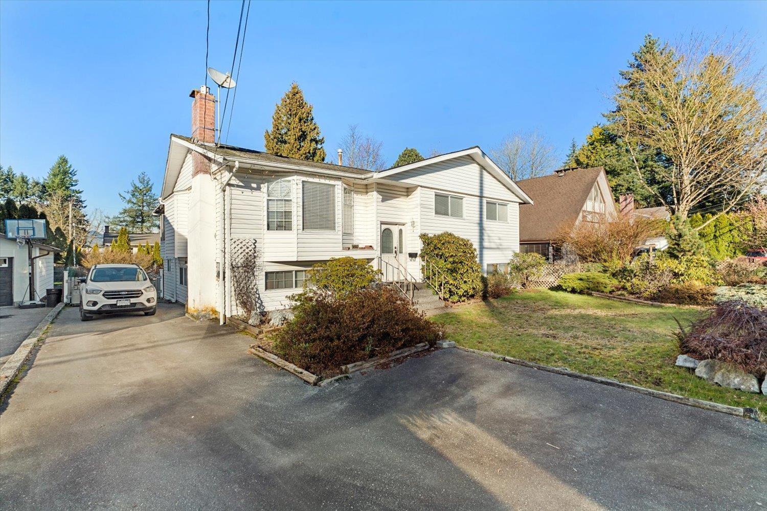 14983 Canary Drive, Surrey, British Columbia  V3R 4V2 - Photo 1 - R3092916