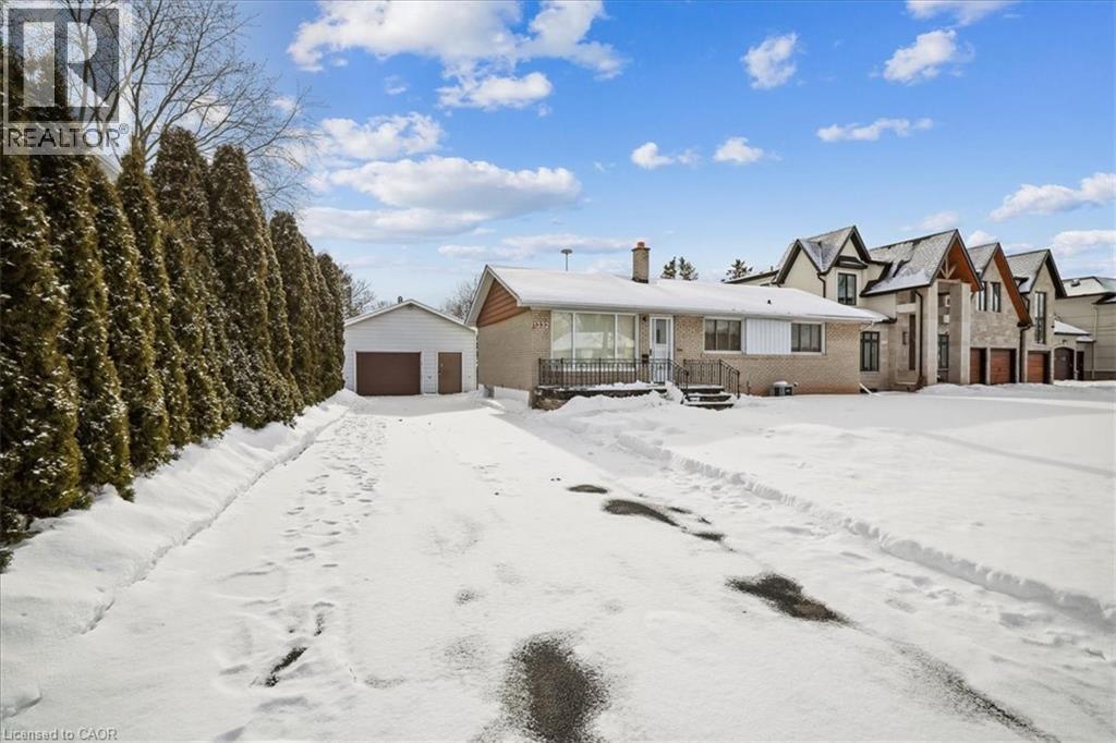 1332 Rebecca Street, Oakville, Ontario  L6L 1Z4 - Photo 4 - 40804357