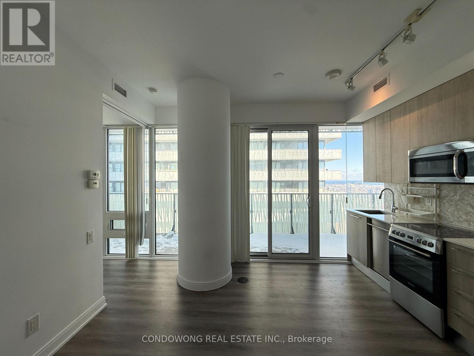 4301 - 42 Charles Street E, Toronto, Ontario  M4Y 0B7 - Photo 3 - C12821424