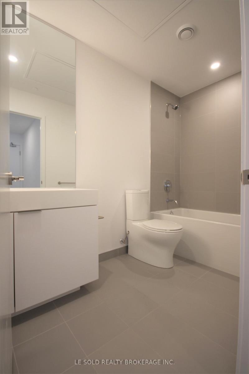 617 - 33 Helendale Avenue, Toronto, Ontario  M4R 1C5 - Photo 8 - C12821430