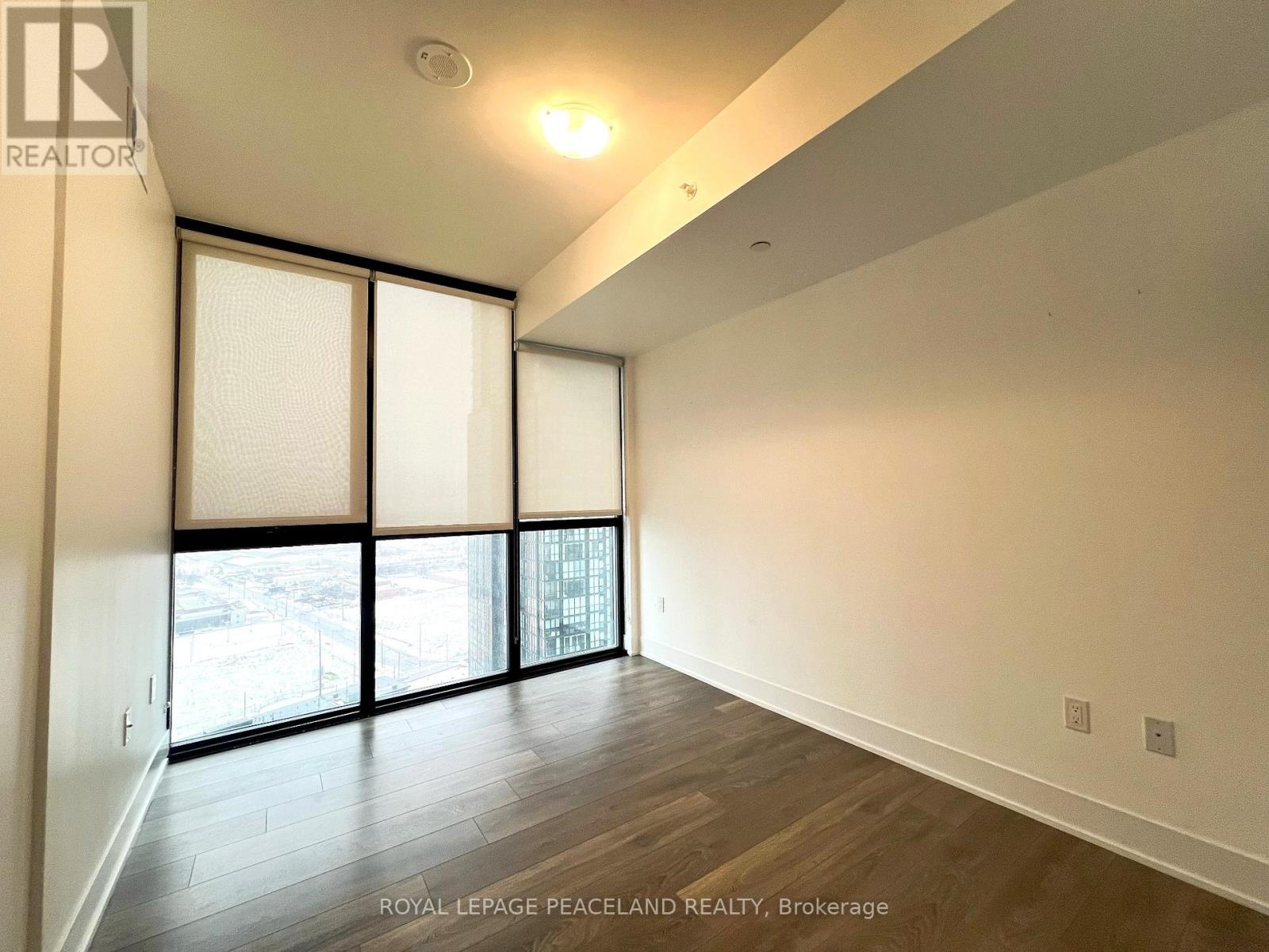 2002 - 2908 Highway 7, Vaughan, Ontario  L4K 0K5 - Photo 5 - N12821416