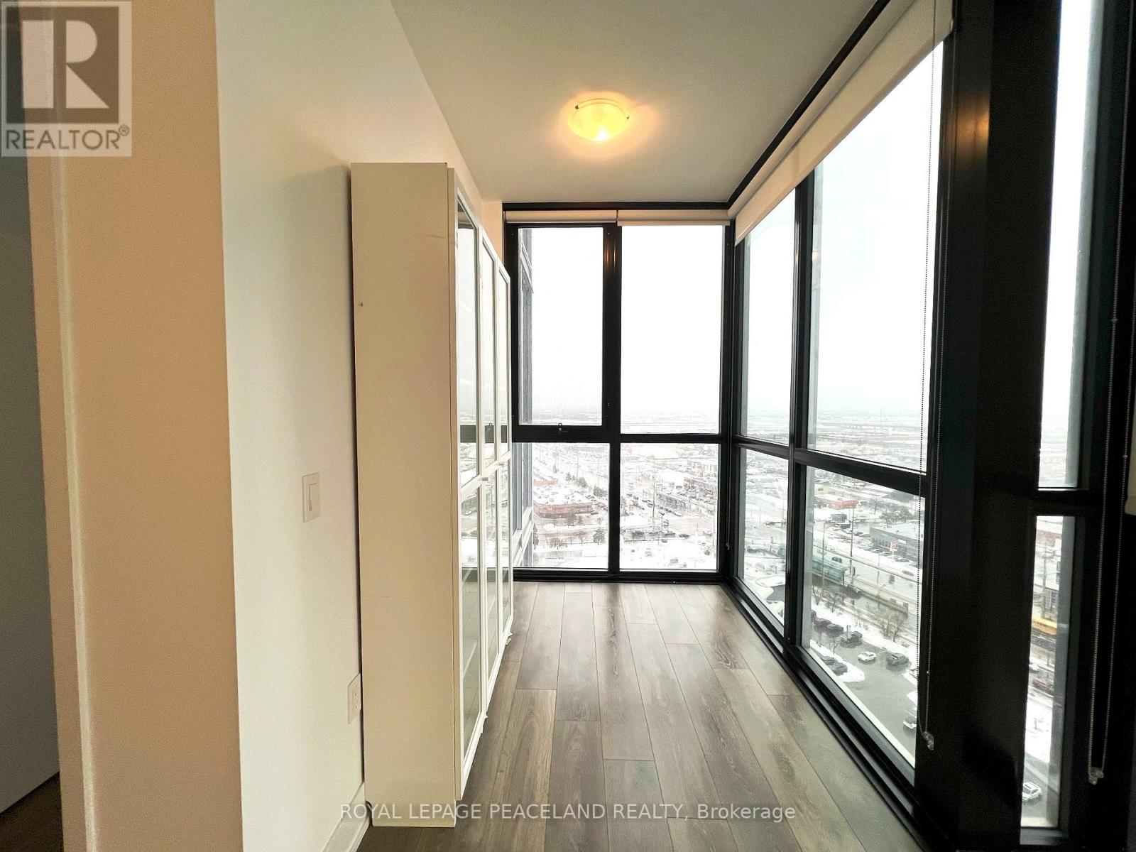 2002 - 2908 Highway 7, Vaughan, Ontario  L4K 0K5 - Photo 8 - N12821416