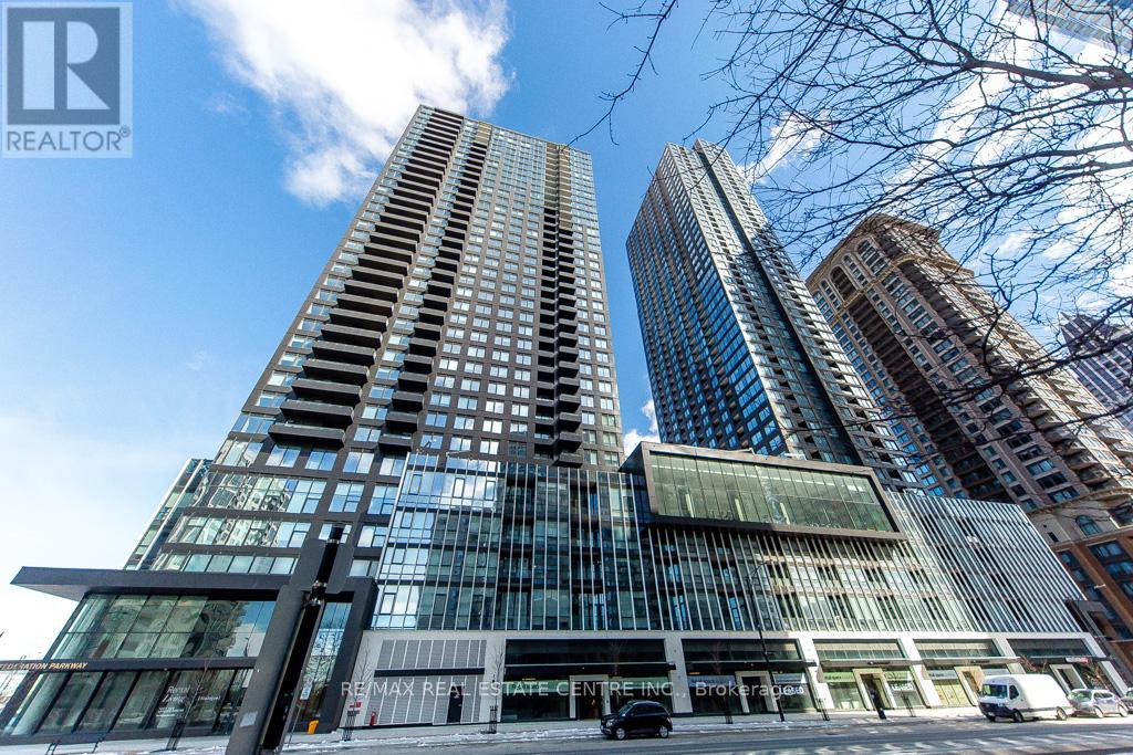 4005 - 395 Square One Drive, Mississauga, Ontario  L5B 0P6 - Photo 2 - W12821420