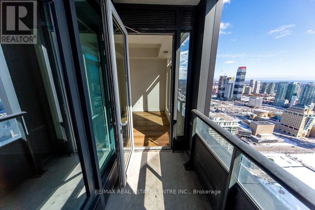 4005 - 395 Square One Drive, Mississauga, Ontario  L5B 0P6 - Photo 20 - W12821420