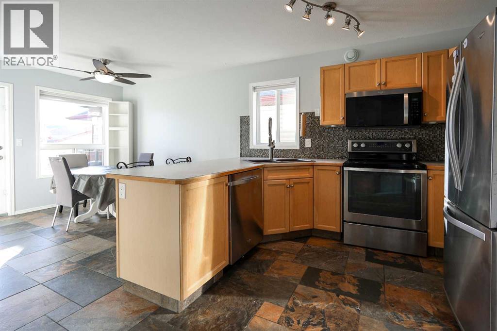 51 Ives Crescent, Red Deer, Alberta  T4R 3G9 - Photo 10 - A2286354