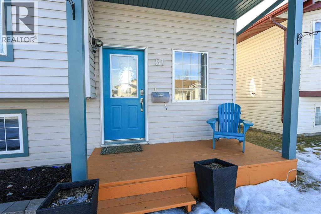 51 Ives Crescent, Red Deer, Alberta  T4R 3G9 - Photo 2 - A2286354