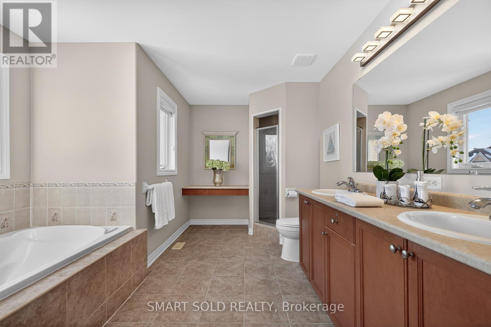 35 Routledge Drive, Richmond Hill, Ontario  L4E 0C4 - Photo 28 - N12819552