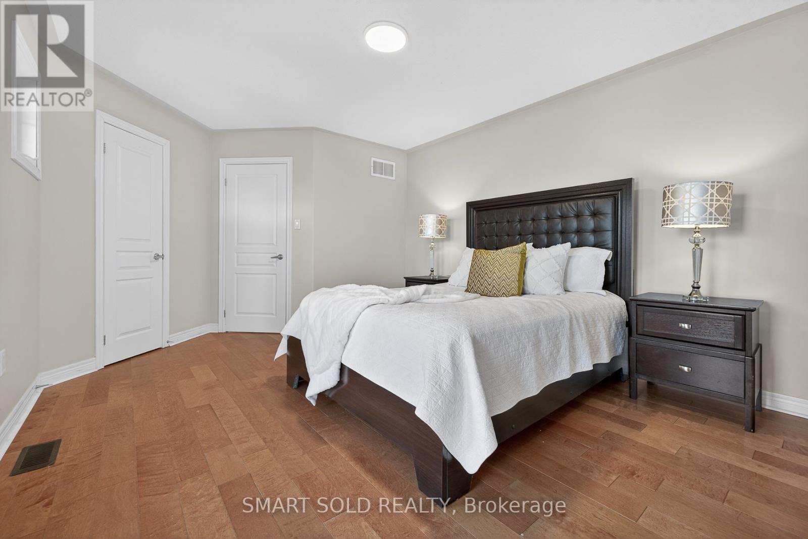 35 Routledge Drive, Richmond Hill, Ontario  L4E 0C4 - Photo 36 - N12819552