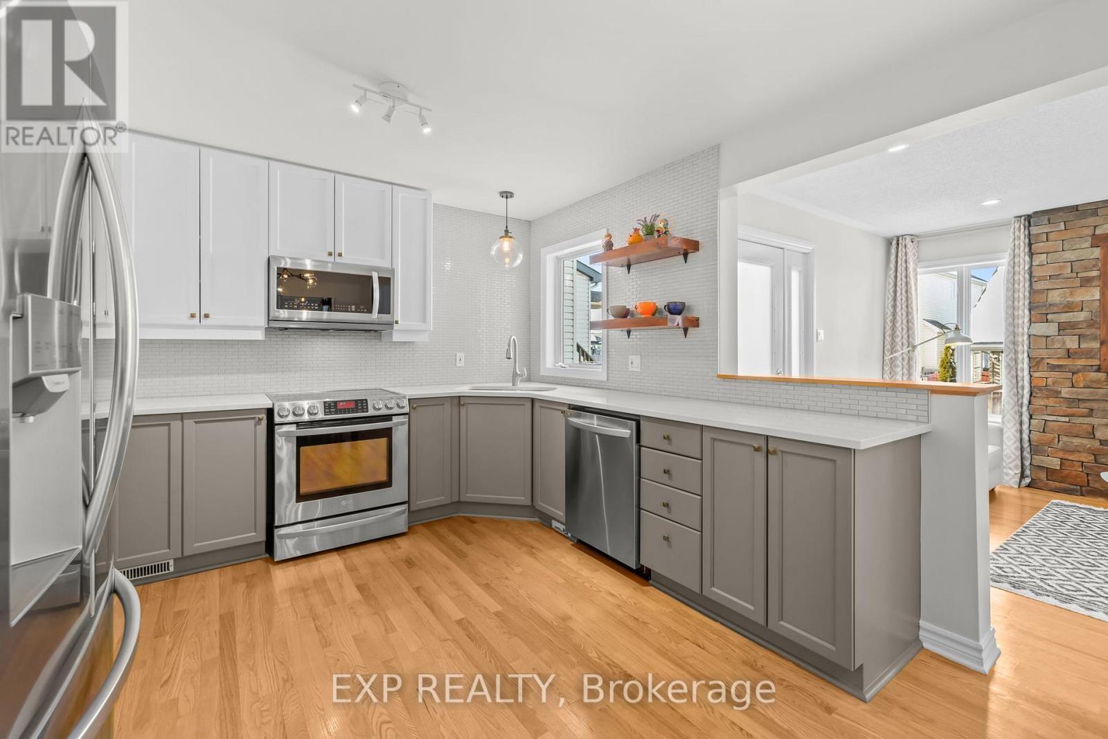 243 Deerfox Drive, Ottawa, Ontario  K2J 5H5 - Photo 11 - X12821446