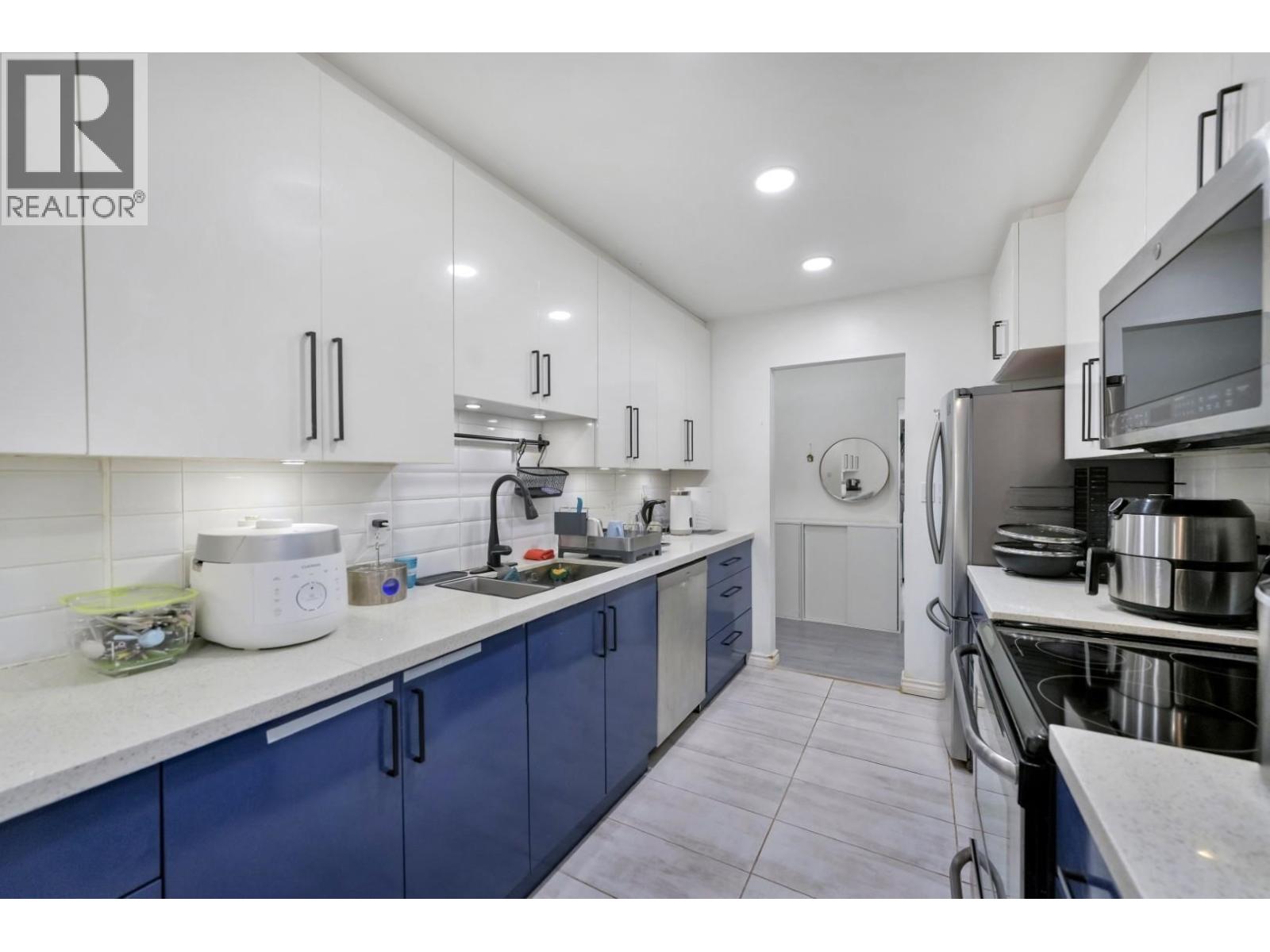 106 8720 NO. 1 ROAD, Richmond, British Columbia