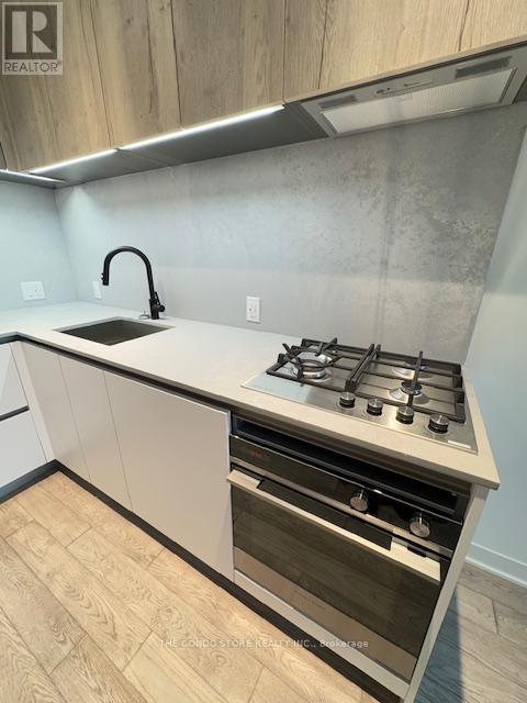 406 - 2625 Dundas Street W, Toronto, Ontario  M6P 0C5 - Photo 7 - W12821448