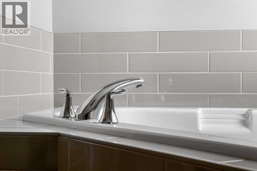 175 Kincora Crescent Nw, Calgary, Alberta  T3R 0N4 - Photo 27 - A2287072