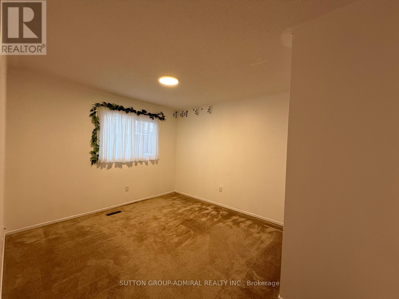 94 - 82 Henderson Drive, Aurora, Ontario  L4G 3M3 - Photo 37 - N12650156