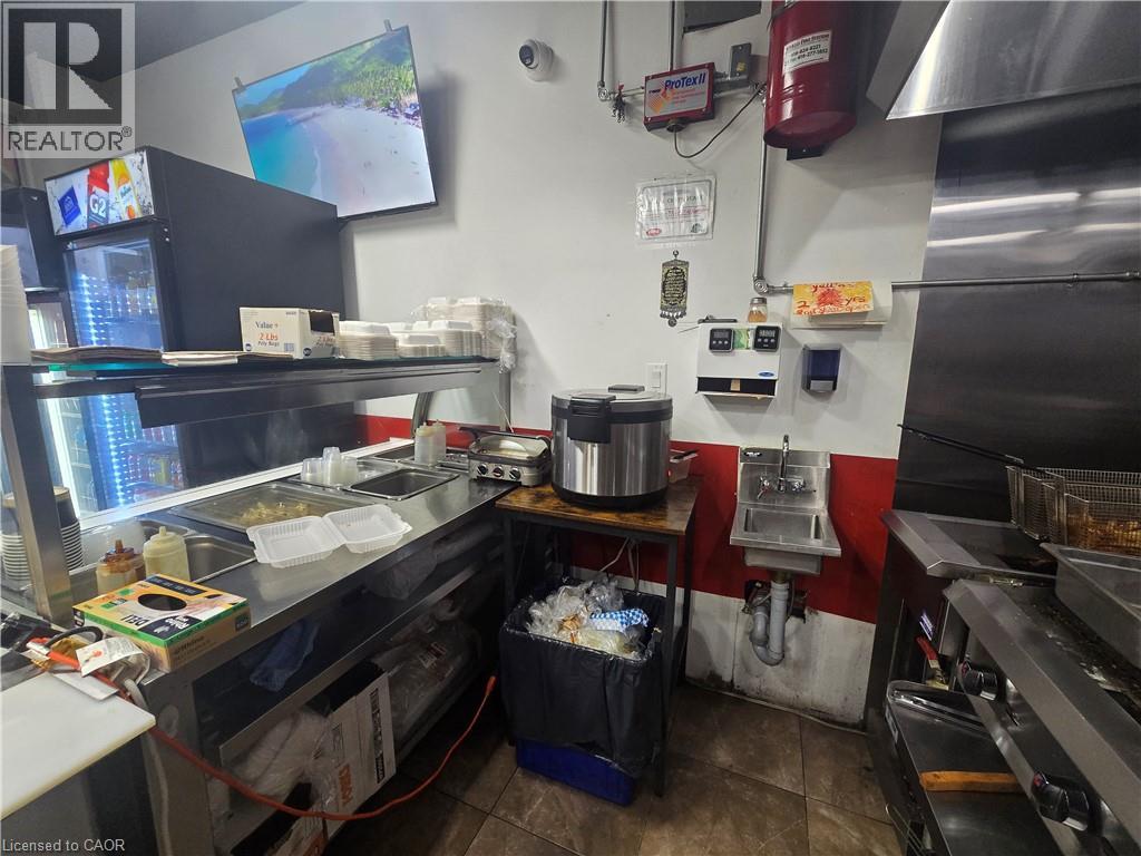 4468 Ontario Street, Beamsville, Ontario  L3J 0A9 - Photo 18 - 40807865