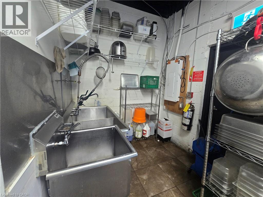 4468 Ontario Street, Beamsville, Ontario  L3J 0A9 - Photo 28 - 40807865