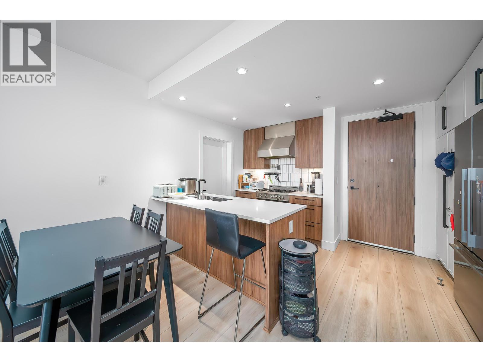 208 6933 Cambie Street, Vancouver, British Columbia  V6P 0J1 - Photo 8 - R3092753