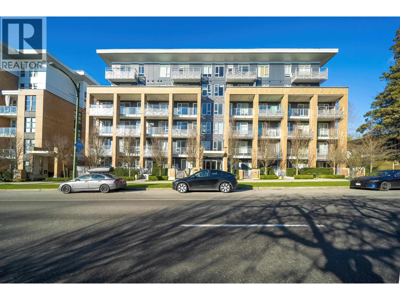 208 6933 Cambie Street, Vancouver, British Columbia  V6P 0J1 - Photo 4 - R3092753