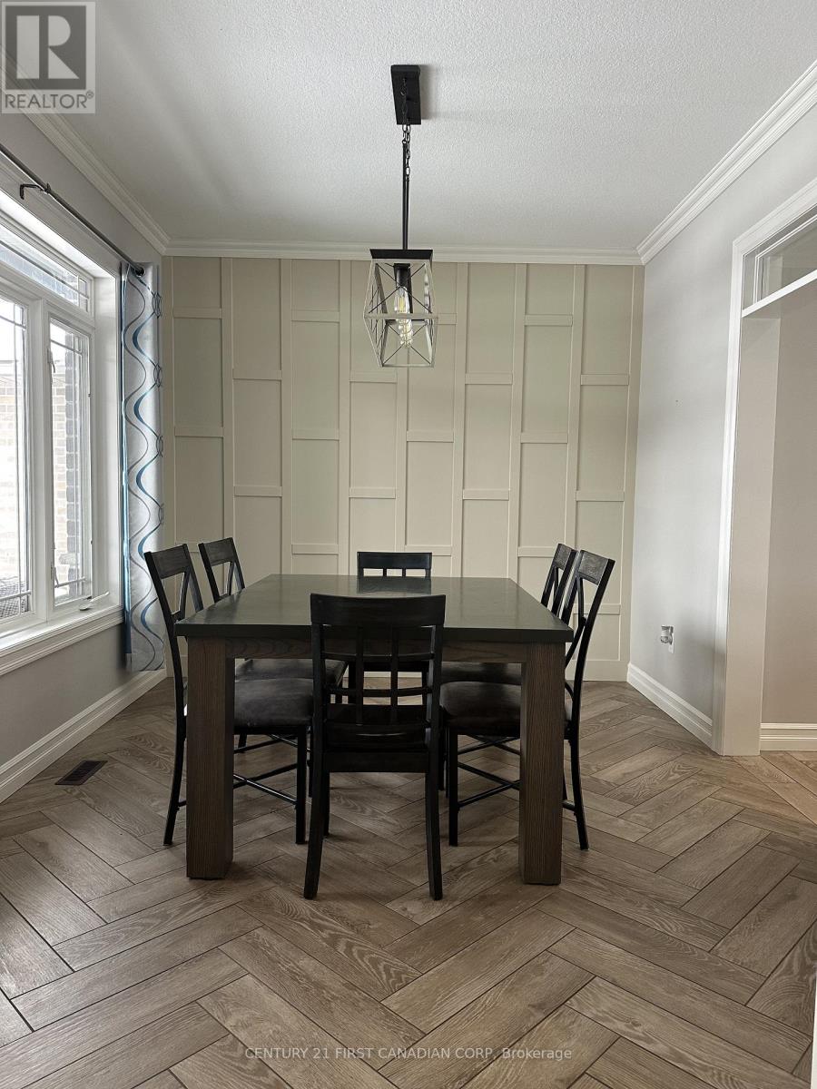 111 Coyne Lane Lane, Lucan Biddulph, Ontario  N0M 2J0 - Photo 11 - X12821466