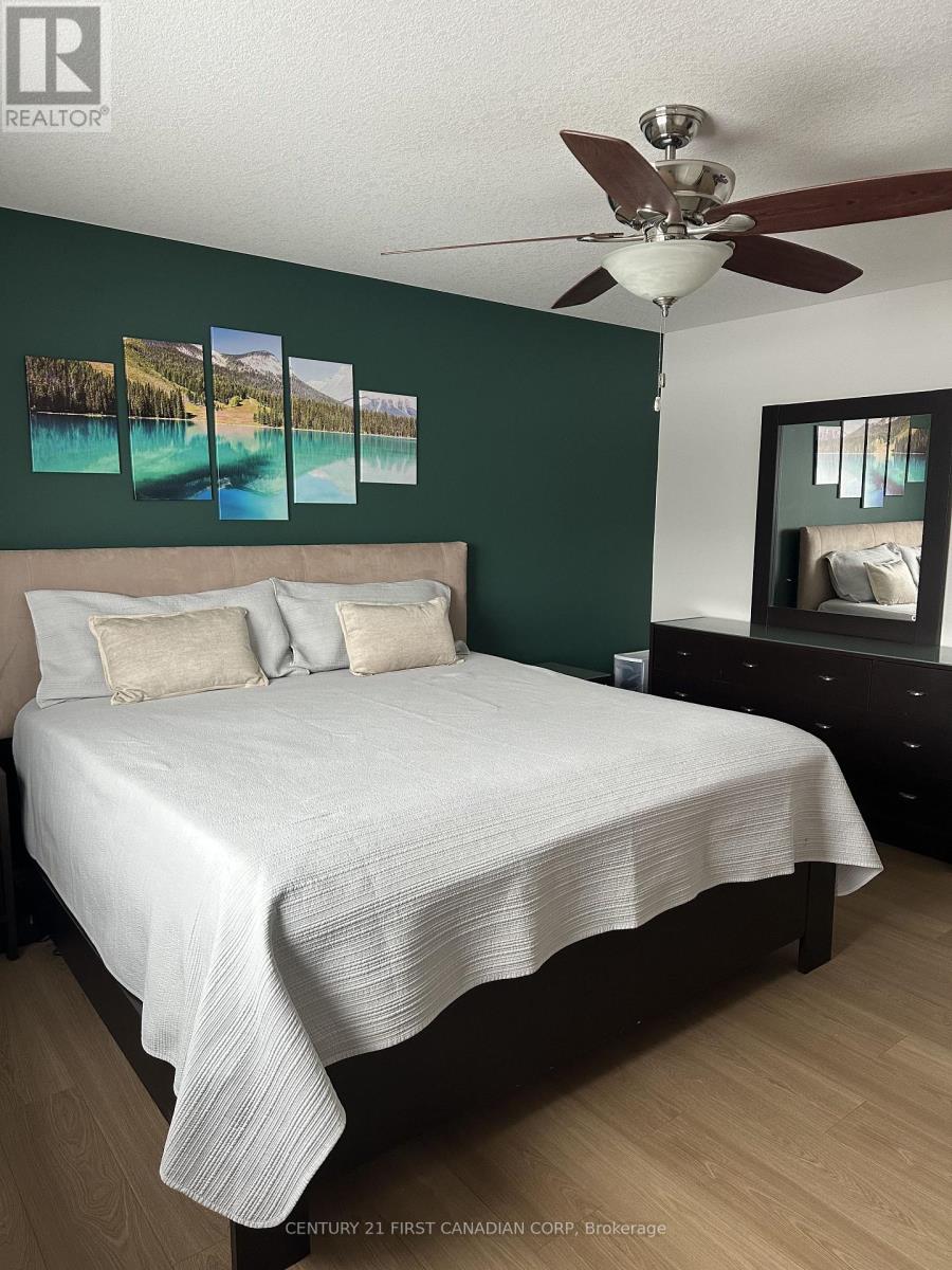 111 Coyne Lane Lane, Lucan Biddulph, Ontario  N0M 2J0 - Photo 13 - X12821466