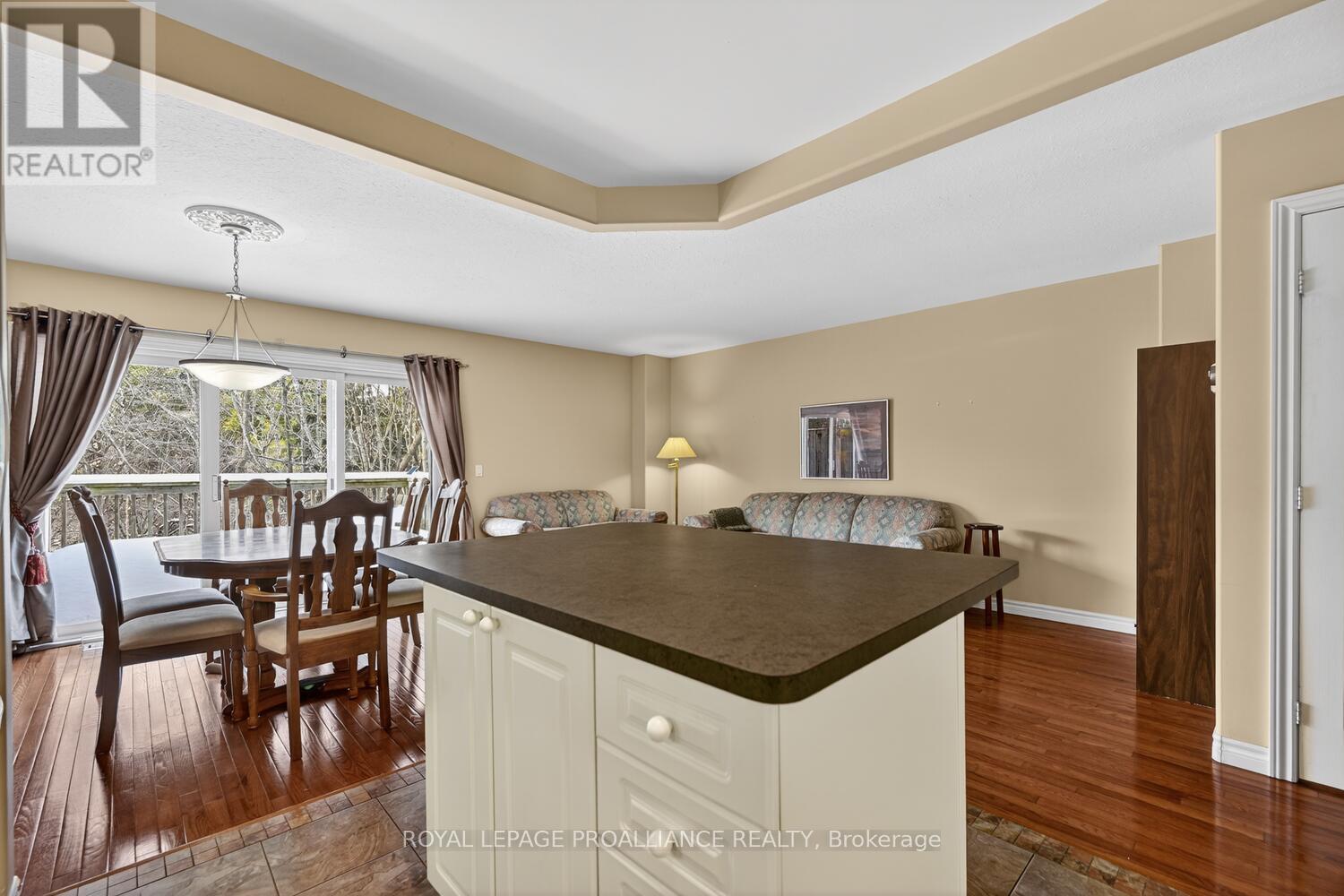 271 Beley Street, Brockville, Ontario  K6V 7M8 - Photo 13 - X12821454