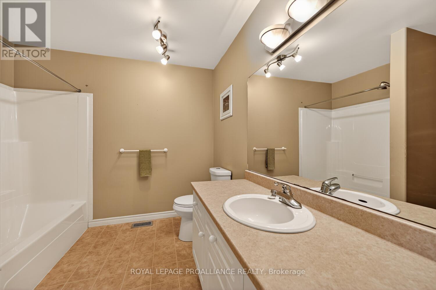 271 Beley Street, Brockville, Ontario  K6V 7M8 - Photo 19 - X12821454