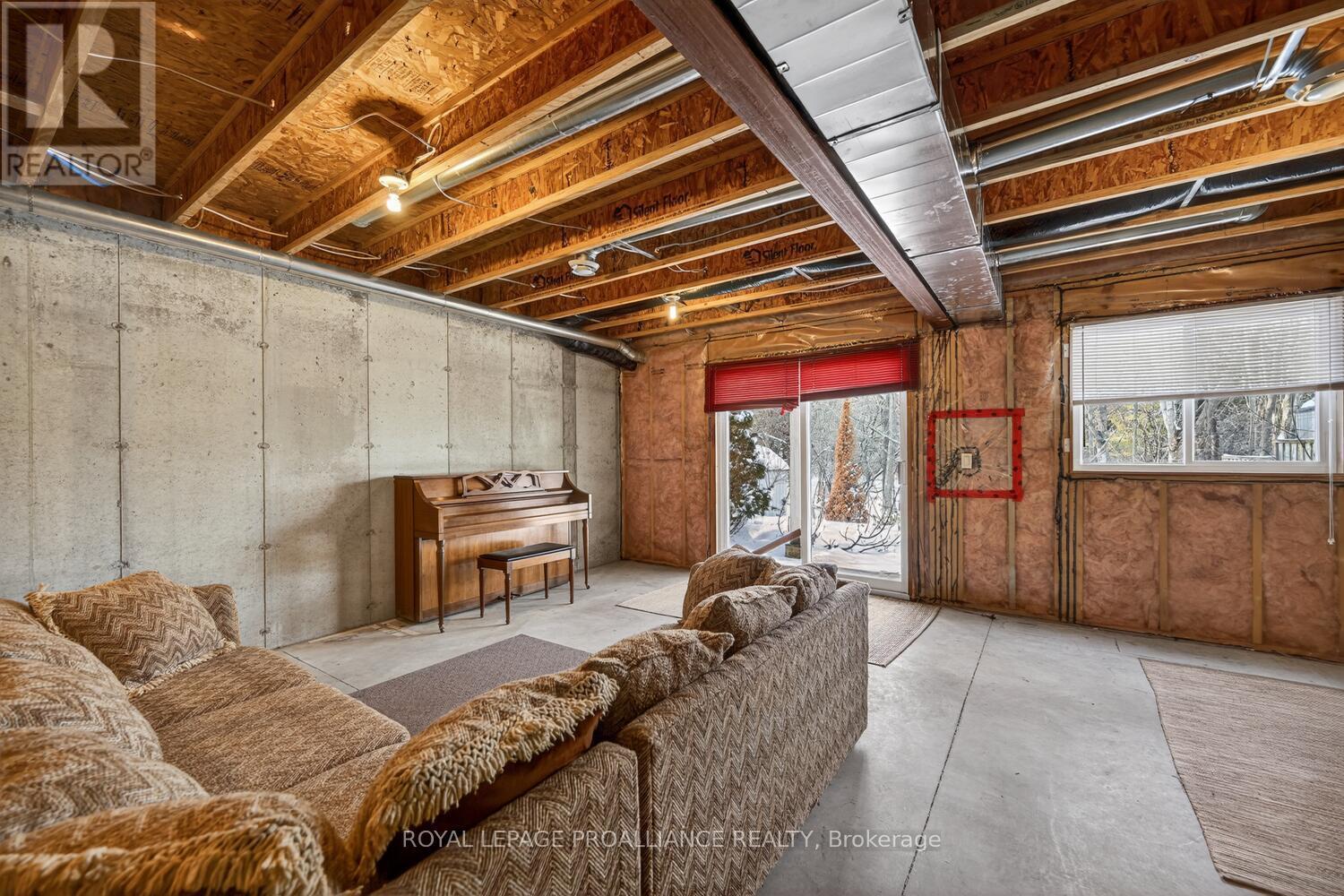 271 Beley Street, Brockville, Ontario  K6V 7M8 - Photo 25 - X12821454