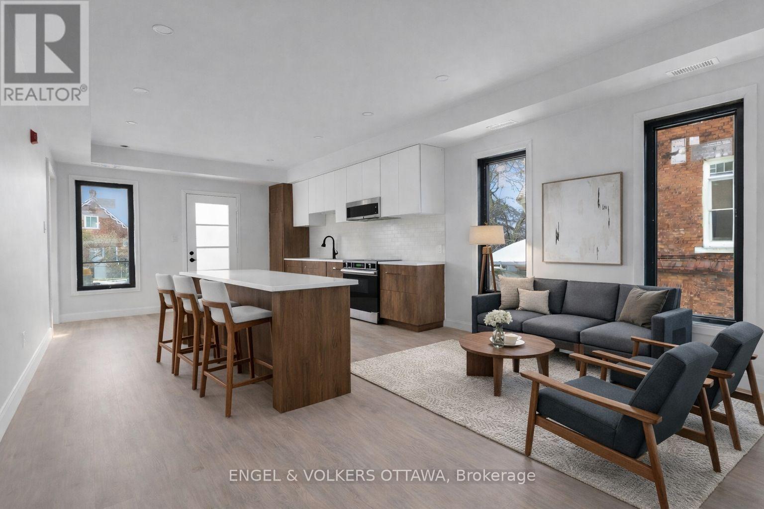 5 - 77 Florence Street, Ottawa, Ontario K1R 5N1 - Photo 2 - X12771834