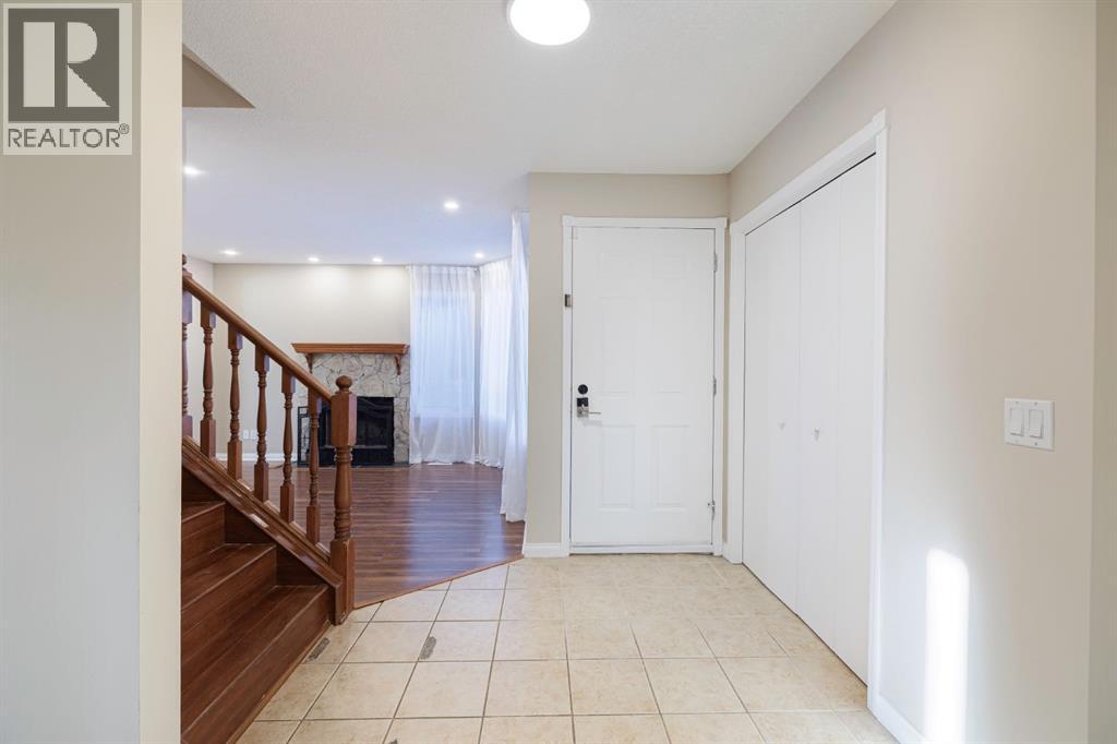 44 Macewan Ridge Close Nw, Calgary, Alberta  T3K 3G5 - Photo 2 - A2275842