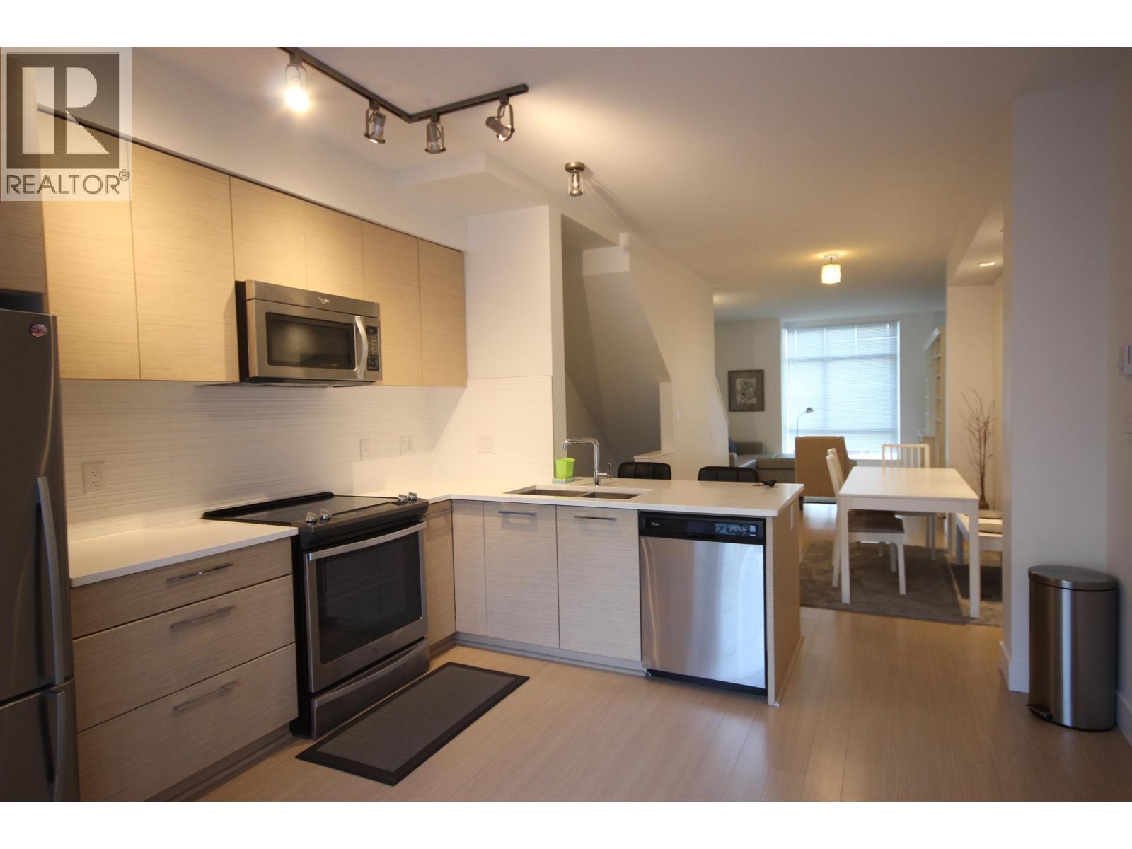 6 909 Clarke Road, Port Moody, British Columbia  V3H 1L6 - Photo 2 - R3091766