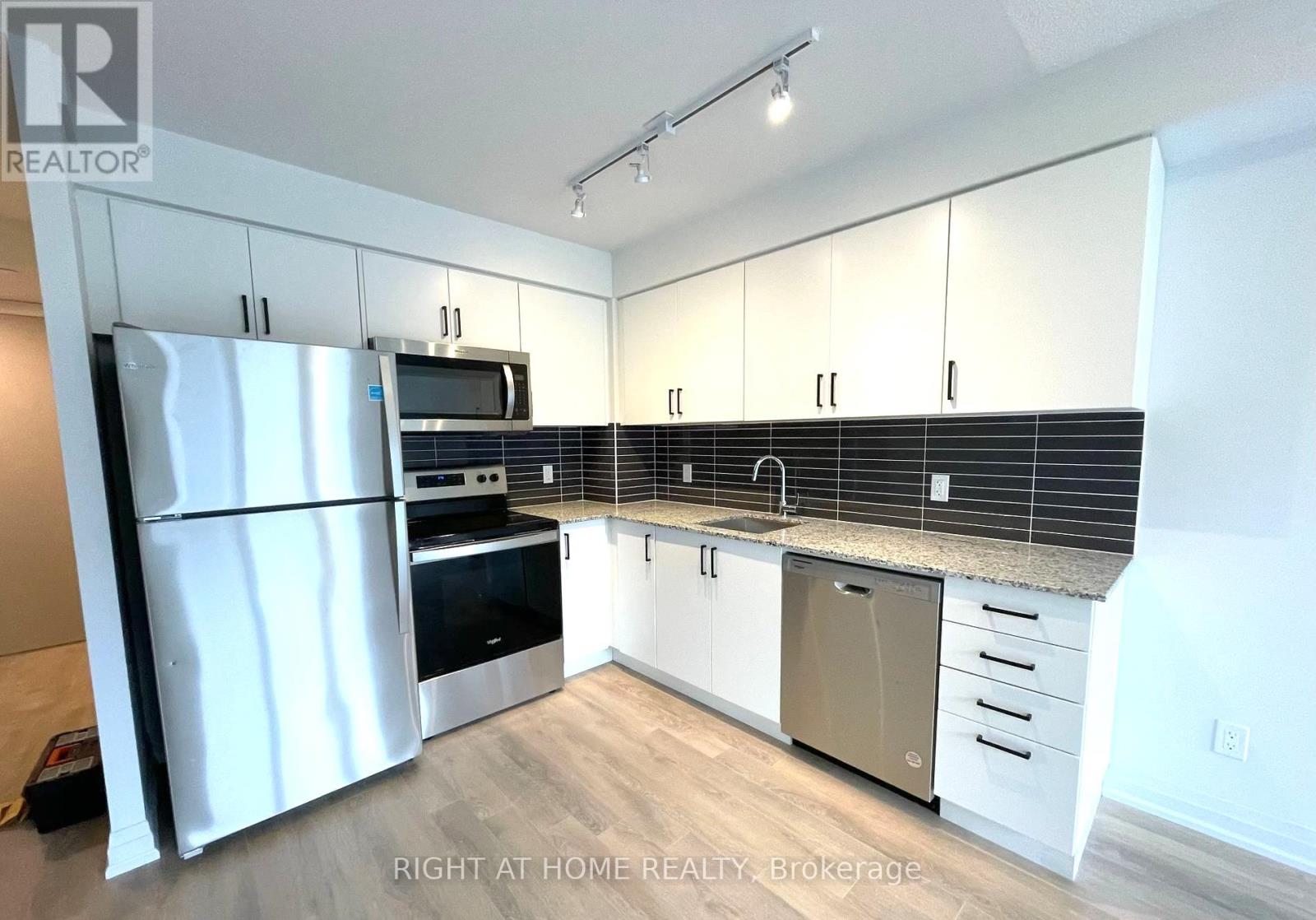 1608 - 20 MEADOWGLEN PLACE, Toronto, Ontario