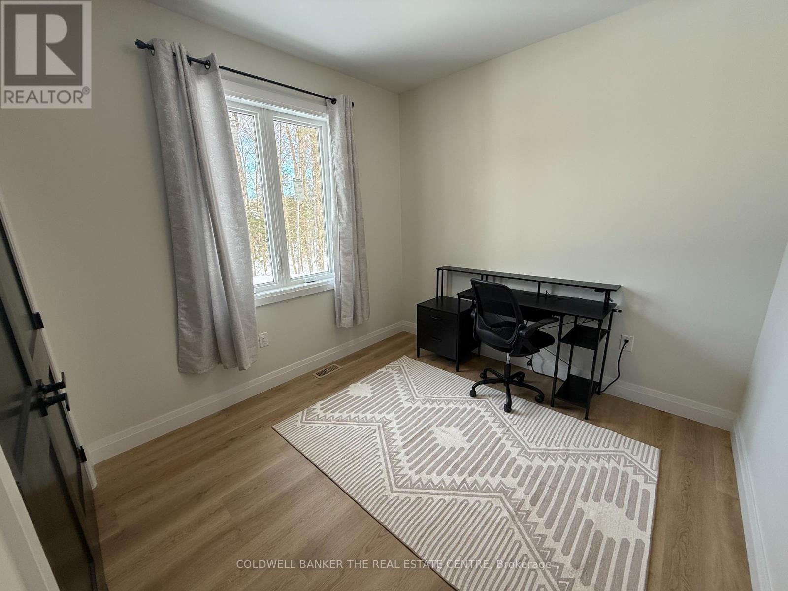 16 Millies Way, Armour, Ontario  P0A 1C0 - Photo 11 - X12821476