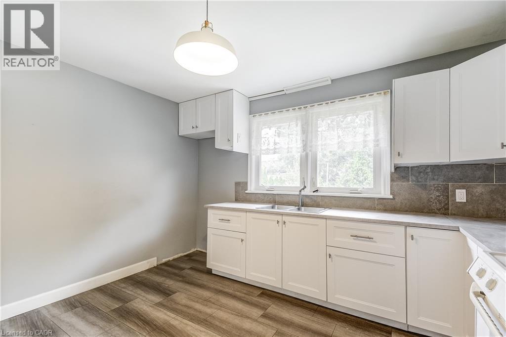 5446 Calvert Place, Burlington, Ontario  L7L 3H7 - Photo 10 - 40764146