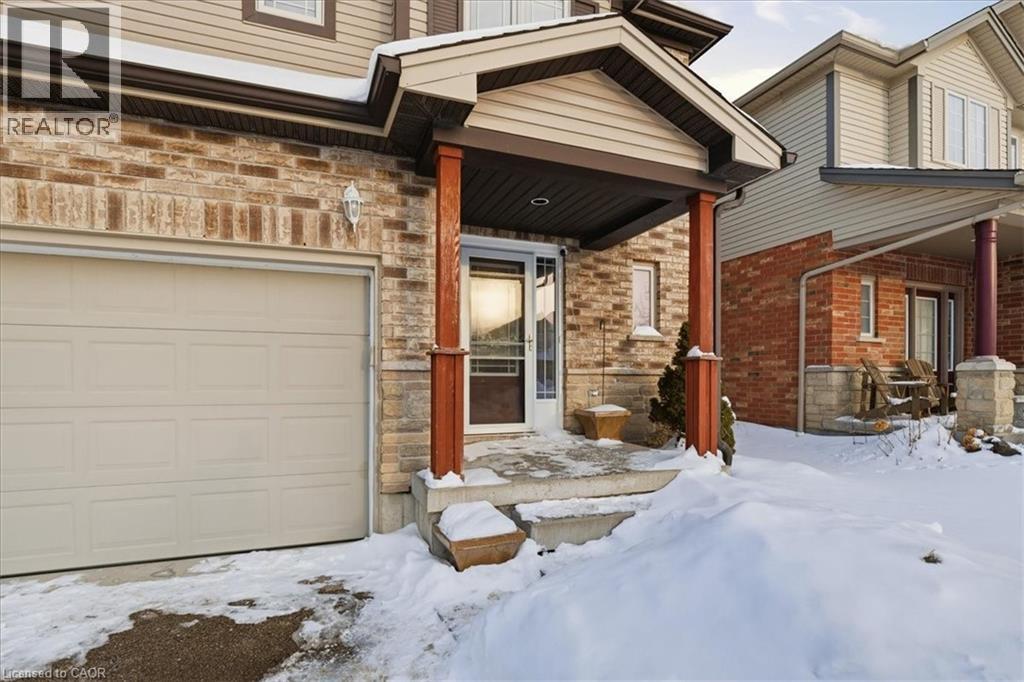 361 Sienna Crescent, Kitchener, Ontario N2R 1T8 - Photo 3 - 40807835