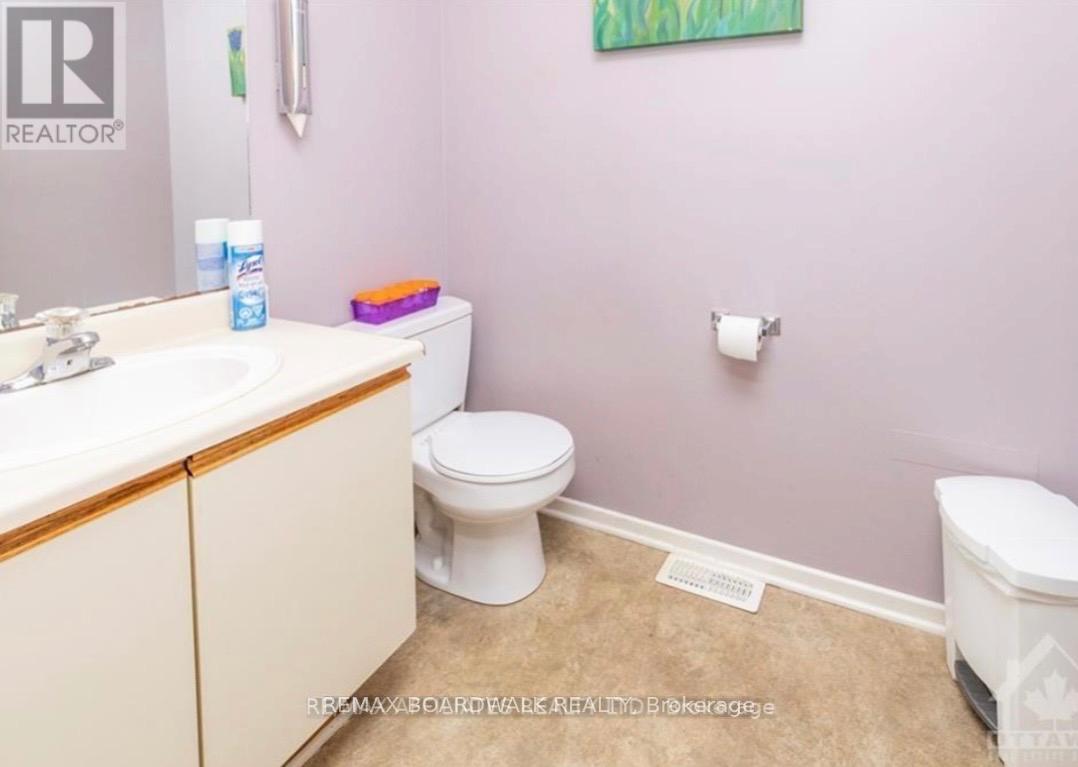 299 Lake Avenue E, Carleton Place, Ontario  K7C 1J3 - Photo 23 - X12785396