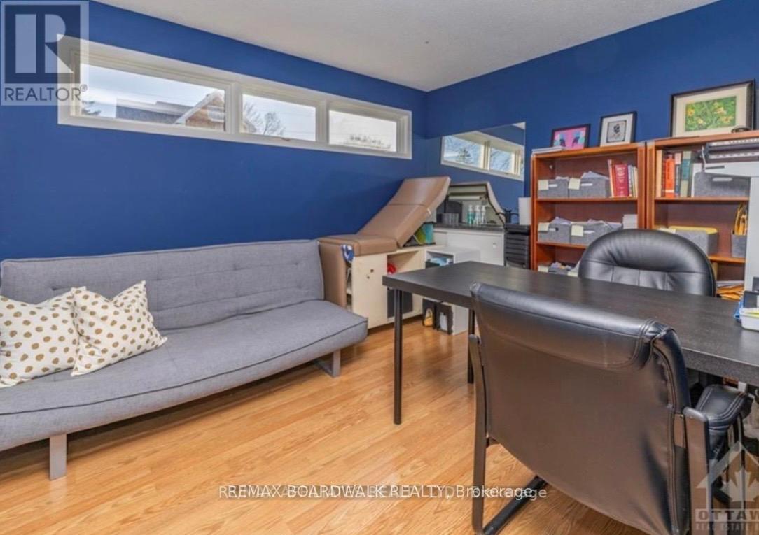 299 Lake Avenue E, Carleton Place, Ontario  K7C 1J3 - Photo 18 - X12785396