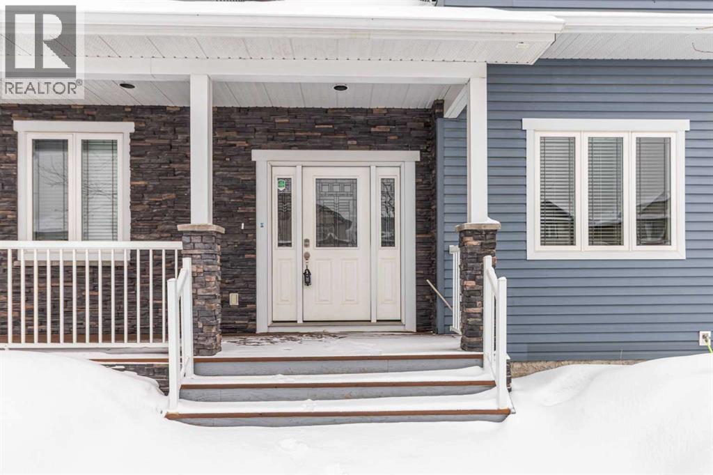 236 Falcon Drive, Fort Mcmurray, Alberta T9K 0R9 - Photo 4 - A2285895