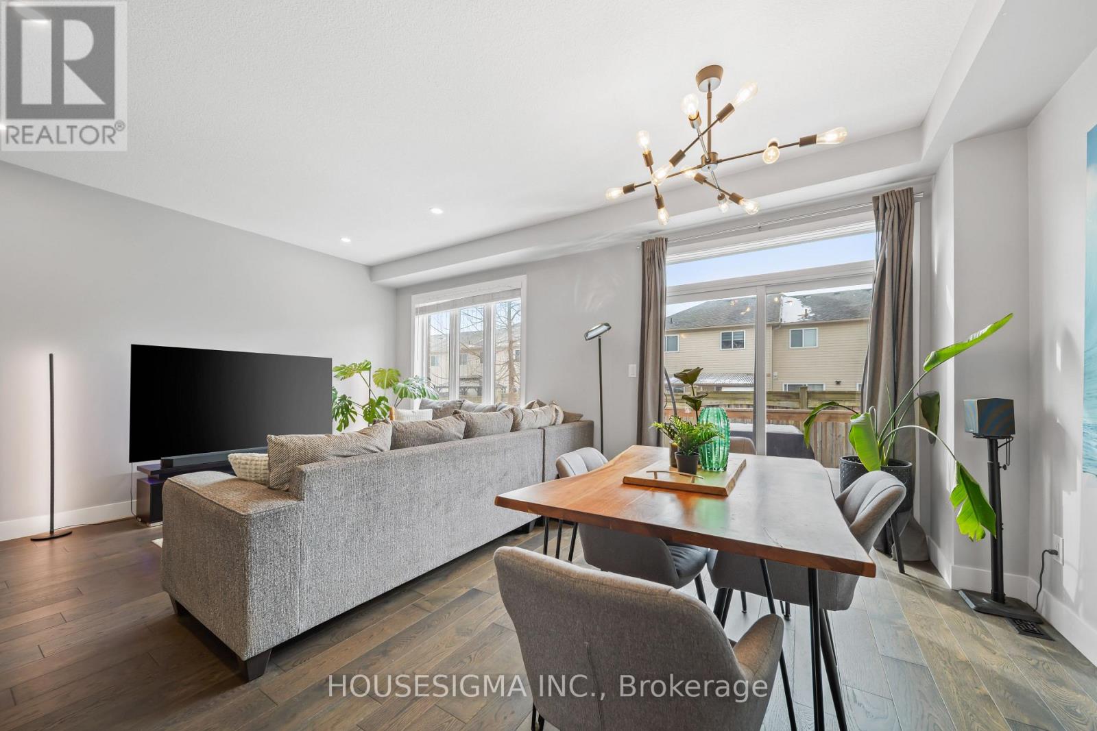 66 - 2070 Meadowgate Boulevard, London South, Ontario  N6M 0H5 - Photo 13 - X12821486