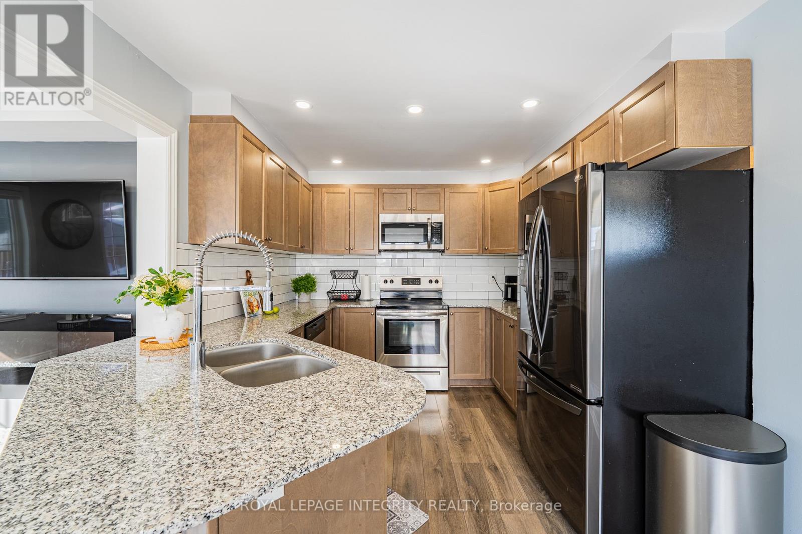 274 Brassy Minnow Crescent, Ottawa, Ontario  K2J 6J9 - Photo 10 - X12821492