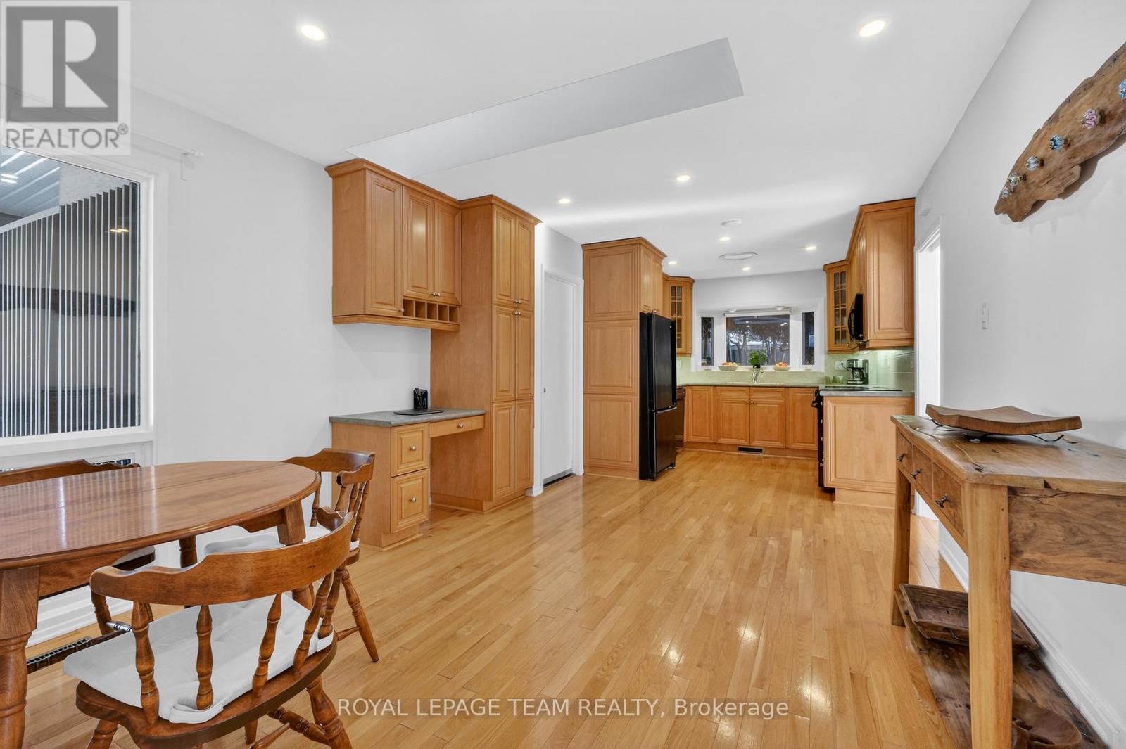 28 Tiffany Crescent, Ottawa, Ontario  K2K 1W2 - Photo 13 - X12821496