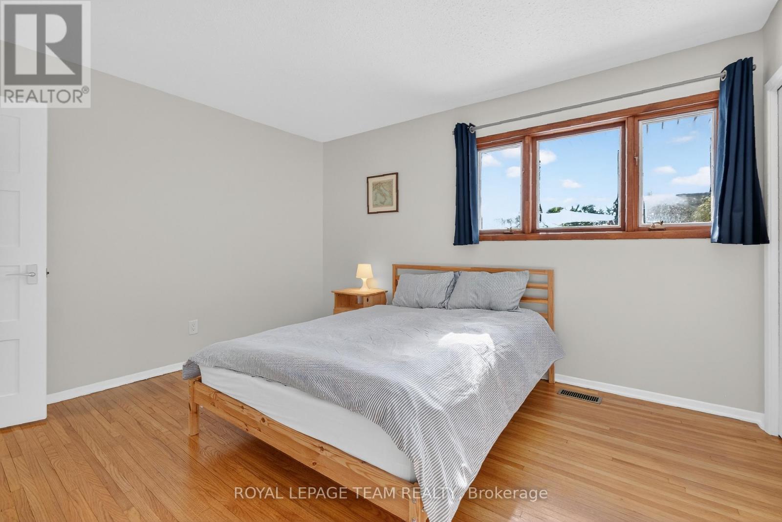 28 Tiffany Crescent, Ottawa, Ontario  K2K 1W2 - Photo 22 - X12821496