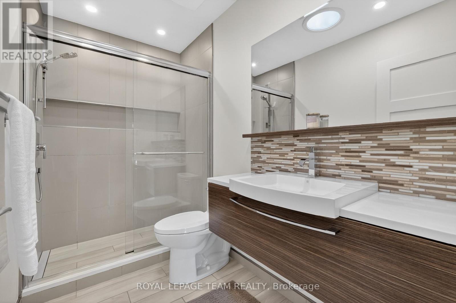 28 Tiffany Crescent, Ottawa, Ontario  K2K 1W2 - Photo 29 - X12821496