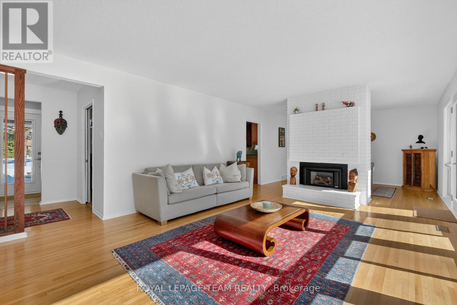 28 Tiffany Crescent, Ottawa, Ontario  K2K 1W2 - Photo 9 - X12821496