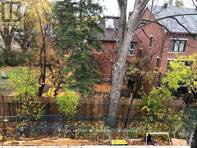 31 Oblats Avenue, Ottawa, Ontario  K1S 5P7 - Photo 7 - X12821518