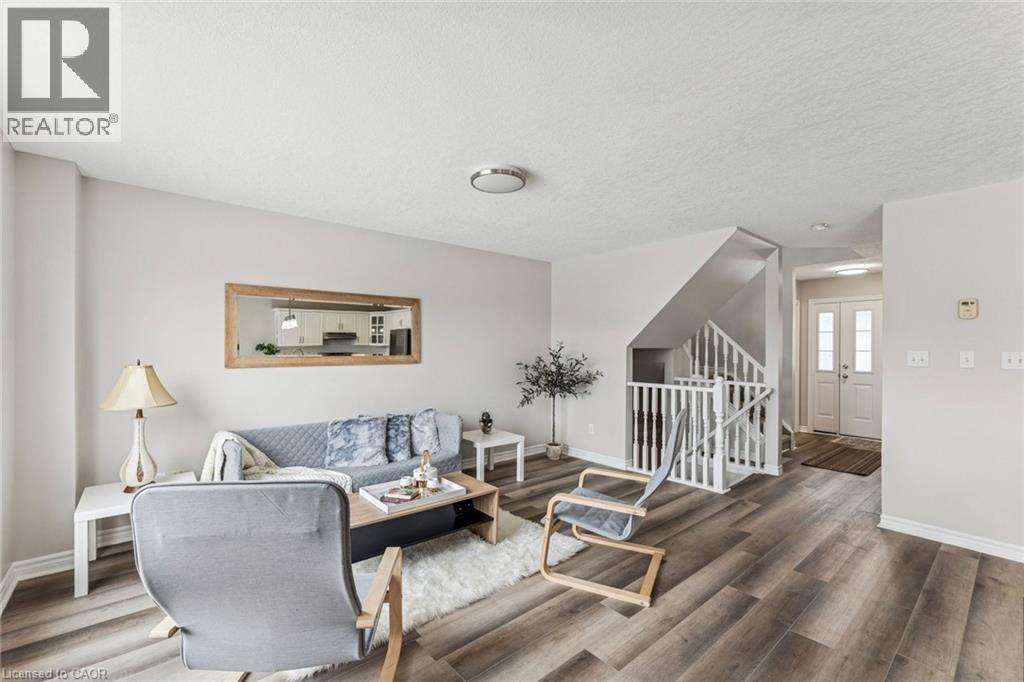 81 Penhale Avenue, St. Thomas, Ontario  N5R 6M3 - Photo 11 - 40807866