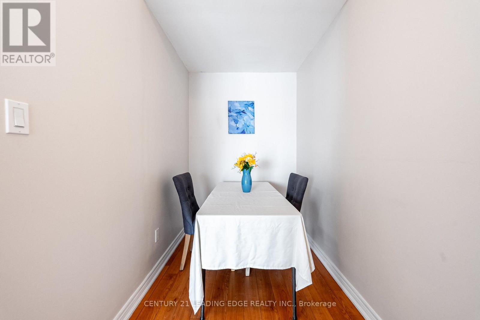 202 - 65 Cranborne Avenue, Toronto, Ontario  M4A 2Y5 - Photo 17 - C12821490