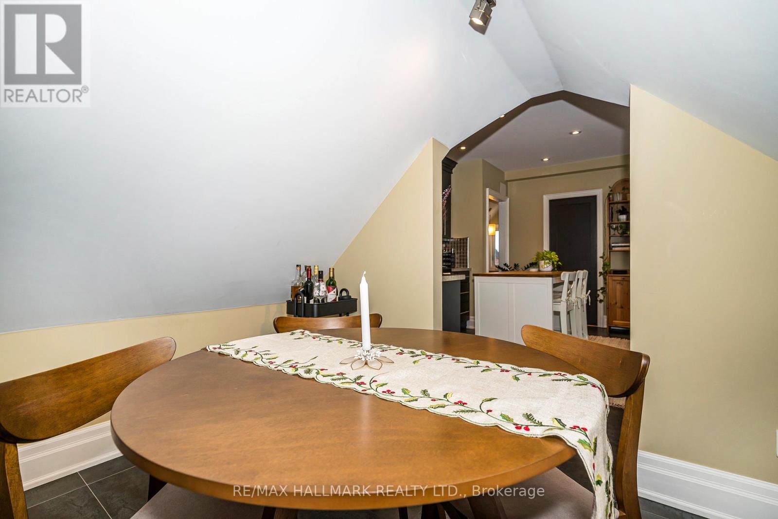 3rd Floor - 151 Rusholme Road, Toronto, Ontario  M6H 2Y6 - Photo 24 - C12821504