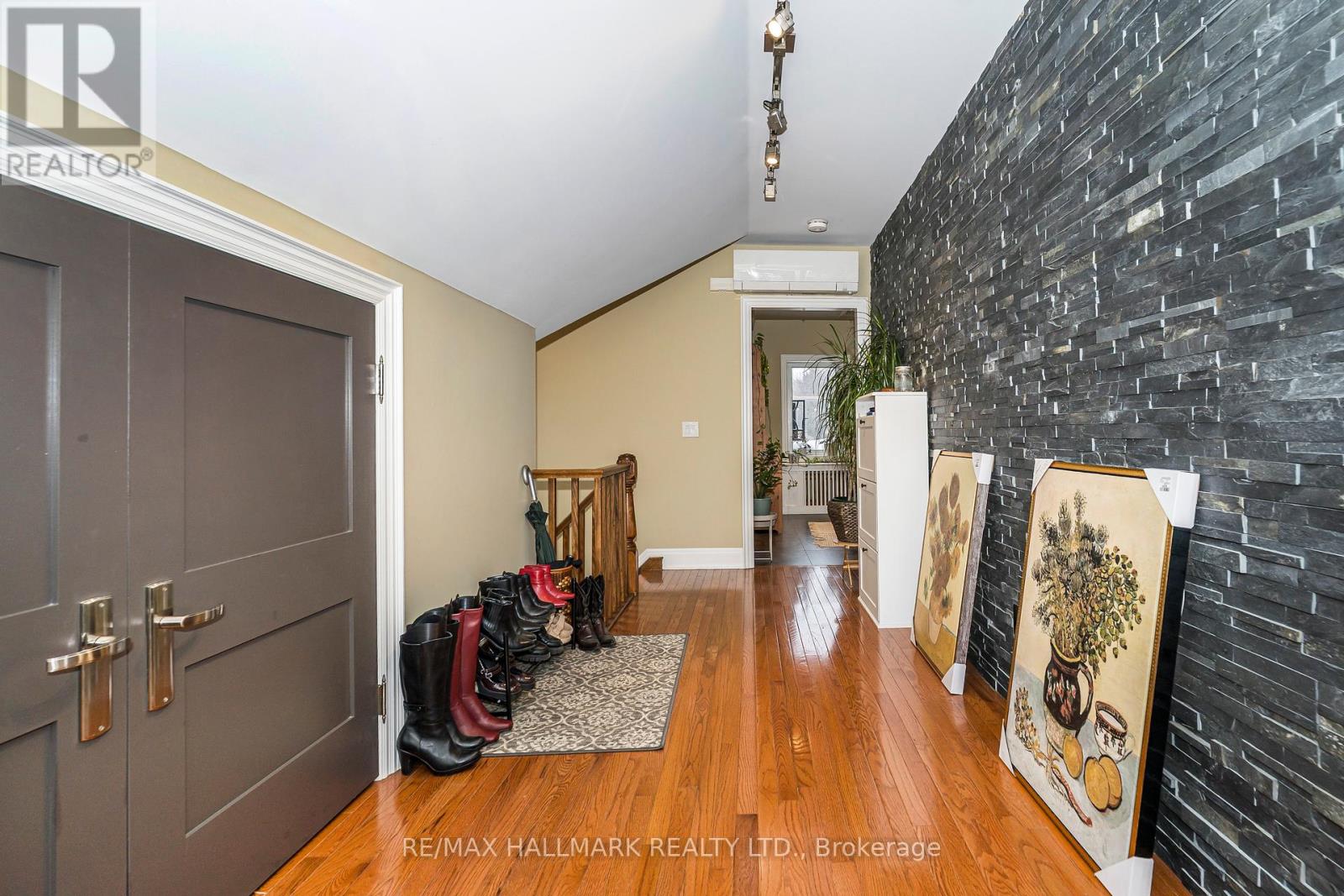 3rd Floor - 151 Rusholme Road, Toronto, Ontario  M6H 2Y6 - Photo 5 - C12821504