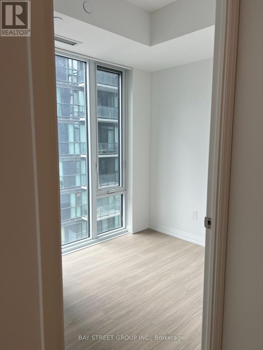 2112 - 8 Widmer Street, Toronto, Ontario  M5V 0W6 - Photo 10 - C12821508